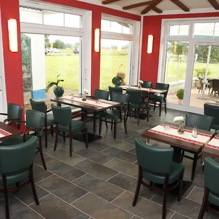 Pommernland Szálloda 3*