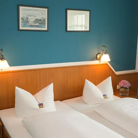 Pommernland Szálloda 3*